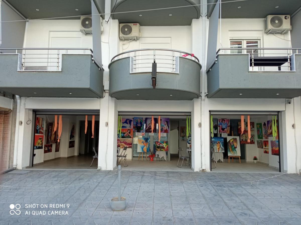 Artistic Rent Rooms & Apartments Nea Kallikrateia Экстерьер фото